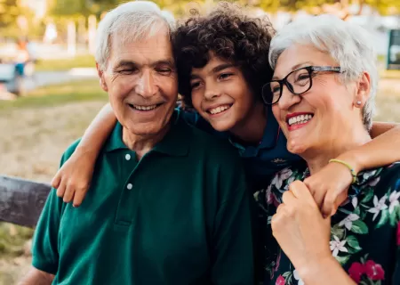 Abuelos niño